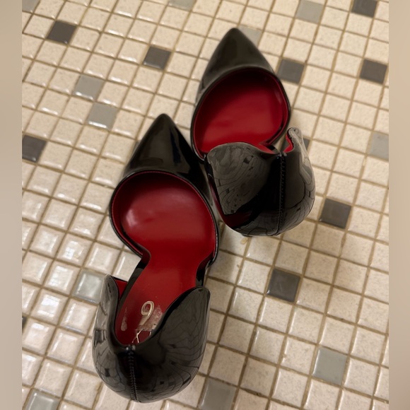 Mix No. 6 Glossy Black and Vibrant Red Heels - Picture 4 of 4